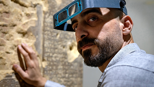 Taha Yasin Al-Saraj rebuilds the Banquet Stela